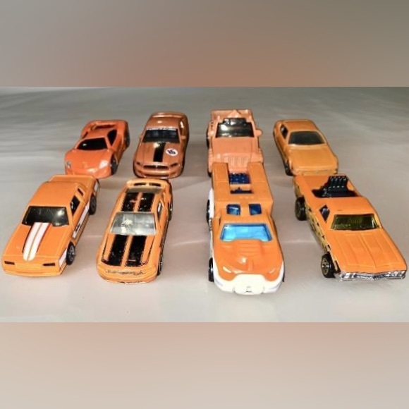 Lot Of 8 Vintage Assorted Pre-Owned Orange Hot Wheels, Loose, Race Cars & Trucks - Picture 4 of 4